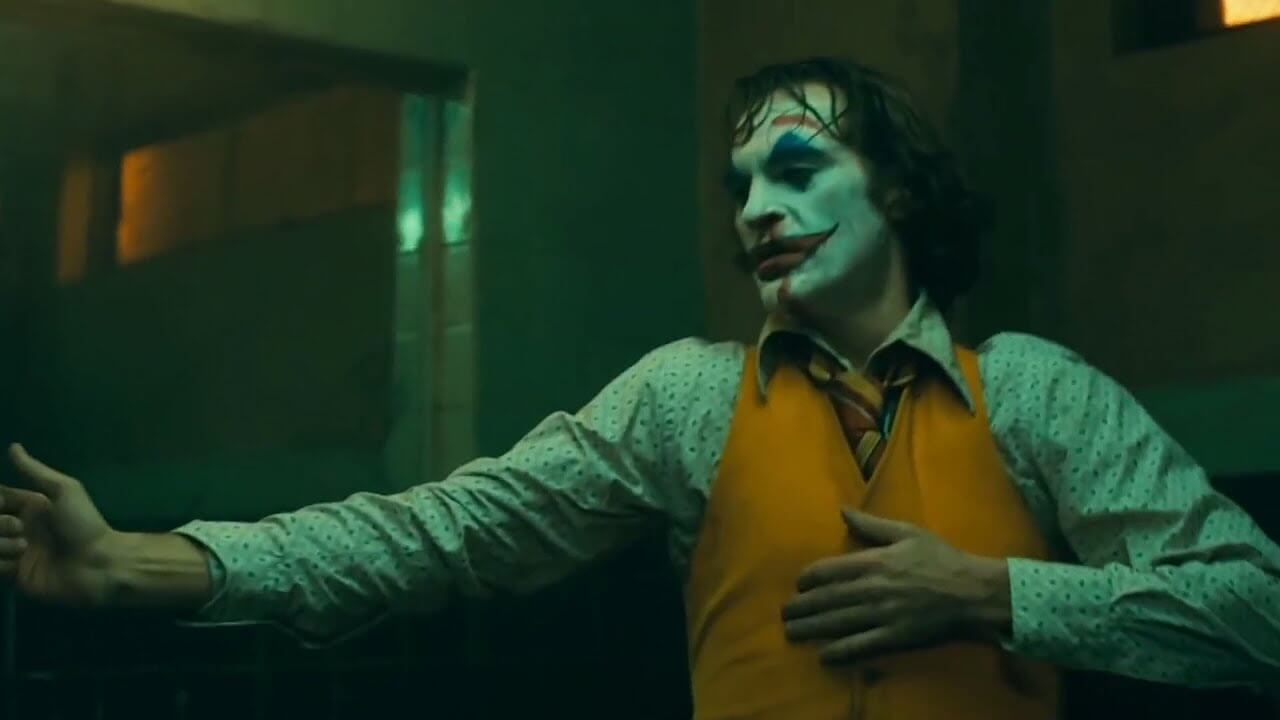 Joker: Cảnh ám ảnh nhất trong phim là do Joaquin Phoenix...tự biên tự diễn mà có