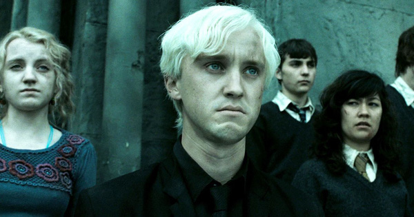 Thì ra Harry Potter tập cuối có cảnh phim cực đỉnh của Draco Malfoy bị cắt bỏ: Hành động nhỏ sốc óc thiên hạ, Voldemort phải 