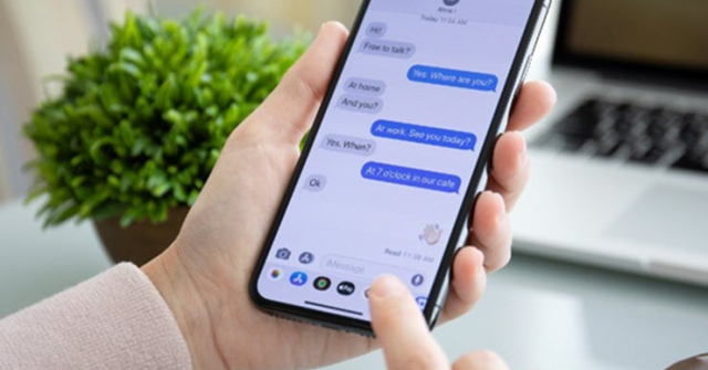 Google lên tiếng, iMessage của Apple tiếp tục gặp khó