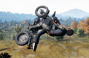 Cuồng PUBG, anh chàng game thủ vác xe máy ra 