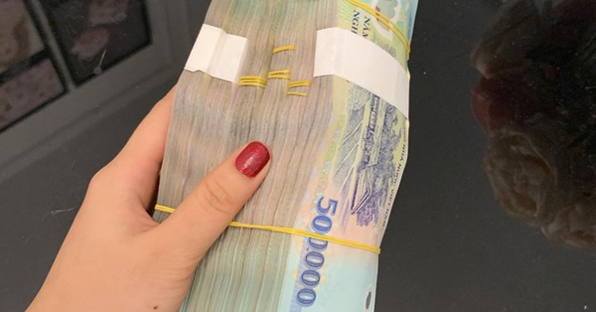 Cô dâu khoe số tiền nhà ngoại cho khi lấy chồng với câu 