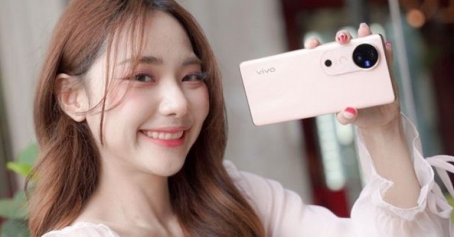 Top smartphone tầm trung chụp ảnh selfie cực xinh cho chị em "sống ảo"