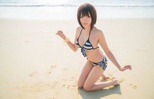 Cosplay cô nàng Megumi Kato cực nóng bỏng đốt cháy ngày hè