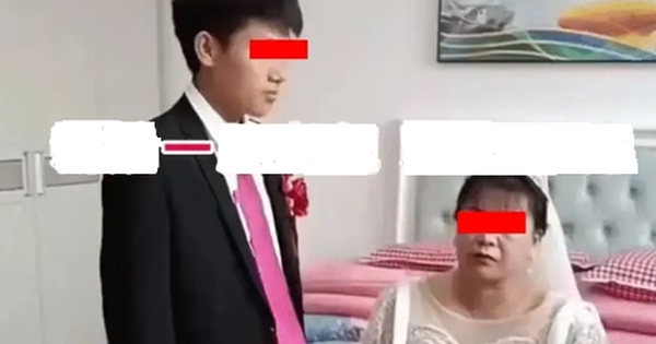 Chàng trai 27 tuổi cưới cô dâu 54 tuổi, ngỡ ngàng bố mẹ chú rể 