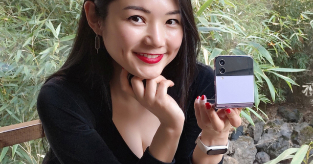 Màn hình ngoài của Galaxy Z Flip 5 đặc biệt cỡ nào?