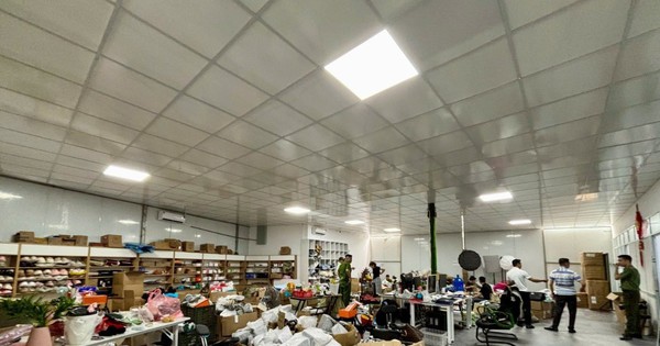 Thu giữ hàng nghìn sản phẩm bán online không chứng từ hợp pháp