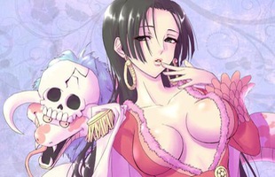 Bỏng mắt với vẻ đẹp gợi cảm khó cưỡng của Nữ hoàng Hải tặc Boa Hancock trong One Piece