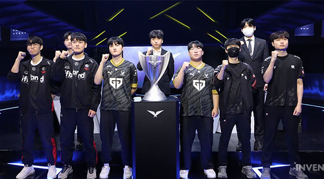 Các tuyển thủ của KT, T1 và GEN đã “gáy” gì tại LCK Media Day Mùa Hè 2023?