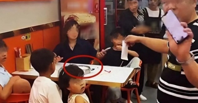 7 người vào nhà hàng chỉ gọi 1 bát mì, chủ quán nhờ dân mạng 'phân xử'