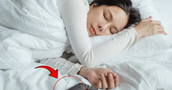 Đi ngủ nhớ để điện thoại ở chế độ này, vừa giảm bức xạ lại ngủ ngon hơn