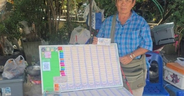 Người phụ nữ bán vé số trúng 6 giải liên tiếp nhờ ế hàng