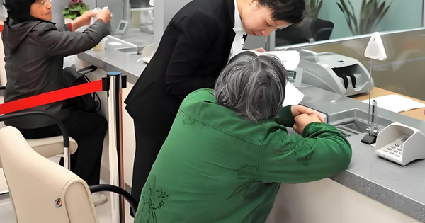 Người phụ nữ gửi tiết kiệm hơn 22 tỷ đồng với lãi suất 10%/năm, con trai đến ngân hàng rút thì được thông báo: “Chưa từng tiếp nhận số tiền này”