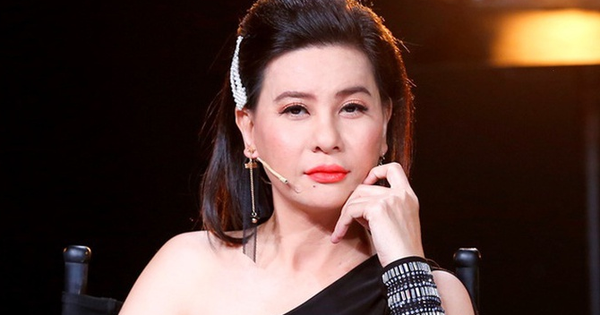Cát Phượng thẳng tính hay kém duyên?