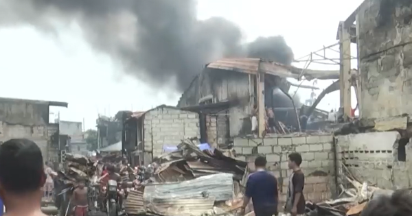 Hỏa hoạn lớn thiêu rụi hàng trăm ngôi nhà tại Philippines