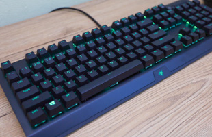 Trải nghiệm Razer BlackWidow v3 - Bàn phím cơ lung linh sắc màu đúng chất “Rắn ba đầu”