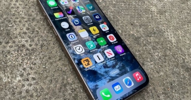 iPhone 16 Pro Max sau hai tháng sử dụng: Có đáng giá không?