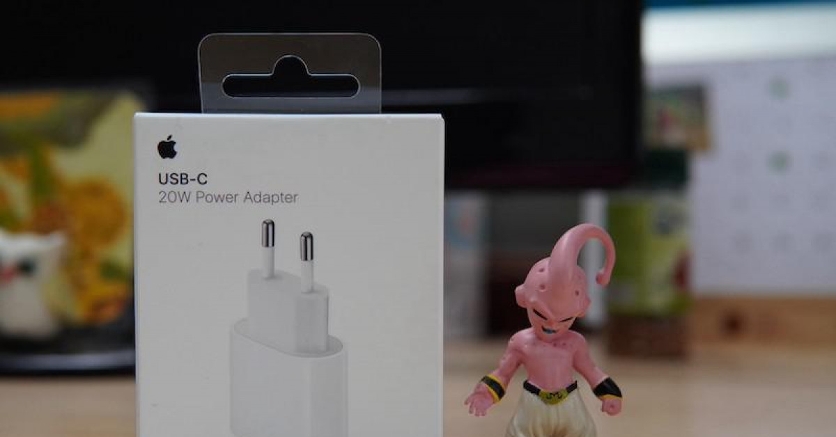 Sạc nhanh 20 W của Apple bất ngờ 'cháy hàng'