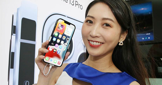 Galaxy S22 và iPhone 14: Ai sẽ đắt hơn?