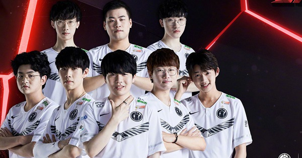 Tưởng Invictus Gaming cấm chọn thế nào, hóa ra chỉ mạnh ai người nấy xử!