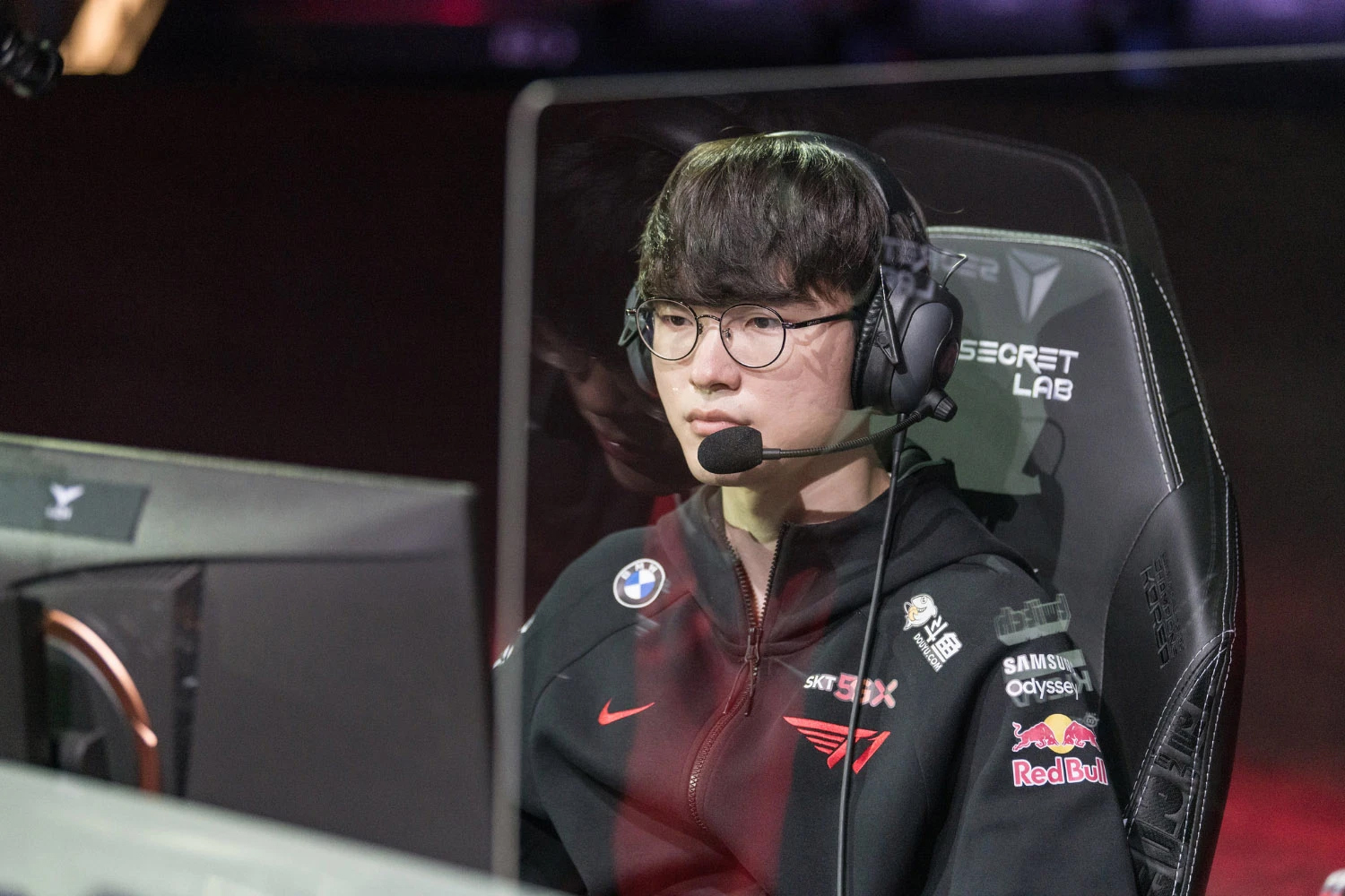 Faker: 'Đánh rank hên xui hơn cả đánh bạc, chẳng được lợi lộc gì, nếu không phải là tuyển thủ thì tôi bỏ lâu rồi'