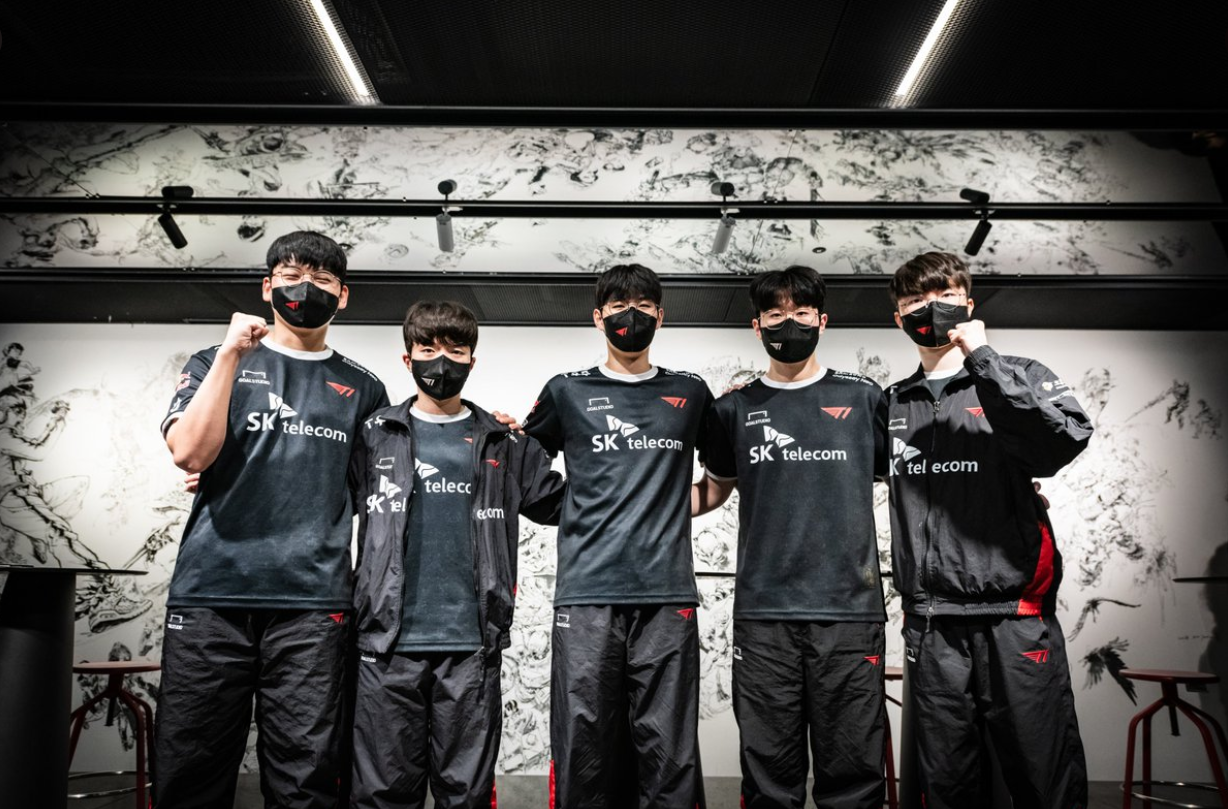 Triệt hạ DK 2-0, Faker chấn chỉnh T1 vẫn phải “cảnh giác ở playoffs ngay cả khi nhất bảng LCK”