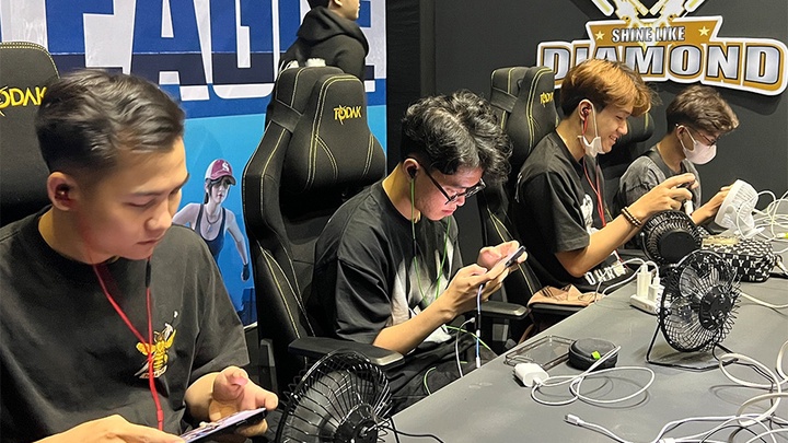 Shine Like Diamonds tỏa sáng, giành ngôi á quân tại PUBG Mobile Super League