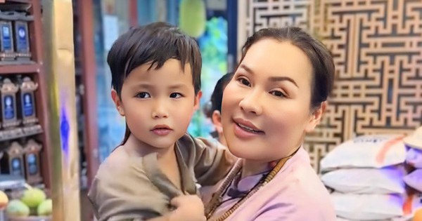 Vợ Quý Bình: "Tôi gọi điện lên công an để check camera nhưng sau đó nghĩ lại"