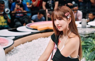 Yua Mikami than ngắn thở dài vì không thể gặp fan, mong sớm được tái ngộ