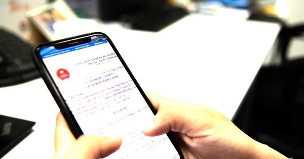 Làm theo hướng dẫn của công an 