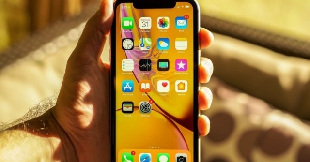 iPhone giá dưới 6 triệu có cỡ màn hình 