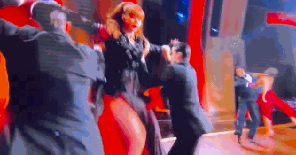 Lisa (BLACKPINK) hứng chỉ trích khi được đề cử Emmy