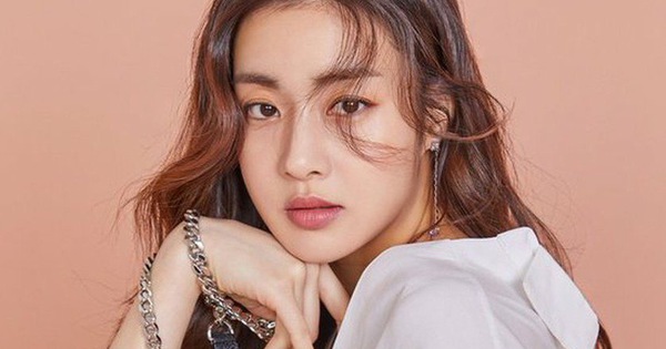 HOT: Kang Sora bất ngờ thông báo kết hôn sau 3 năm chia tay Hyun Bin, nhưng 