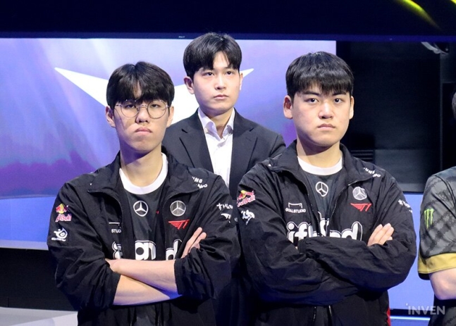 Faker “không gặp trở ngại lớn” trong lúc thi đấu, T1 tự tin vô địch LCK Mùa Hè 2023 dù có bị dẫn trước 1-2 ván