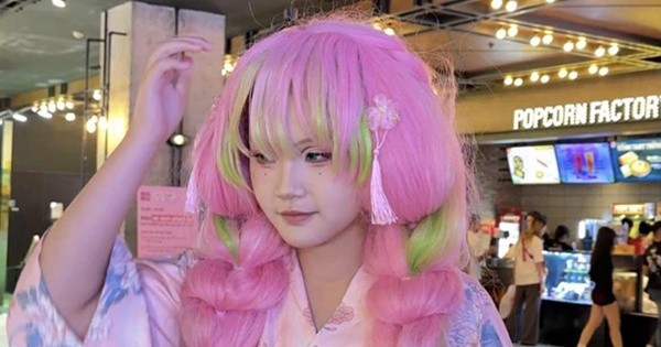 HOT nhất lúc này: Rạp phim Việt biến thành đại hội cosplay, 1 bom tấn cháy vé đến mức netizen đòi “vô hạn suất chiếu”