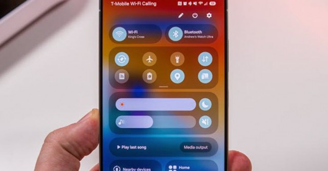 One UI 8.0 đã ra mắt, nhưng đây là danh sách thiết bị phải chờ "dài cổ"