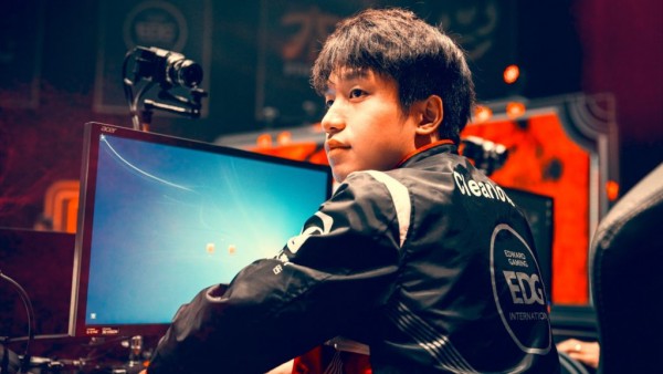 [CHÍNH THỨC] Clearlove trở thành HLV của Edward Gaming