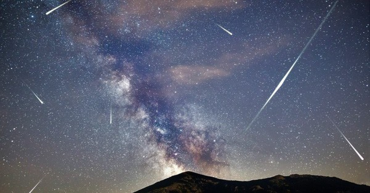 Mưa sao băng Geminids cực lớn thắp sáng bầu trời Việt Nam đêm nay