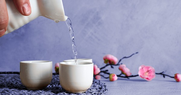 Có gì trong chai rượu 100ml giá 16,5 tỷ: Duy nhất trên thế giới, ủ ở nơi người bình thường không thể đến!