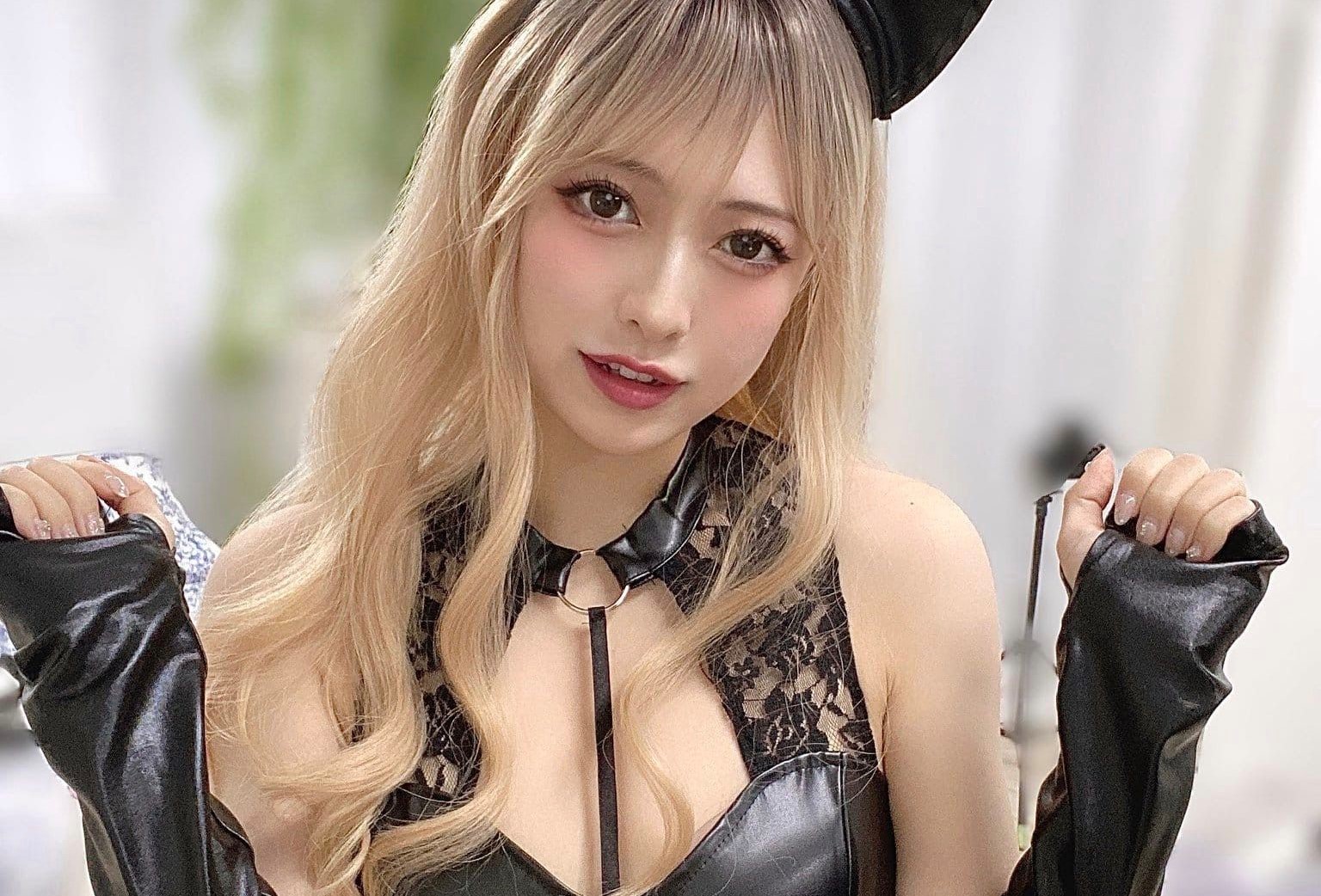 Ngắm nhìn bộ ảnh cosplay cực kỳ sexy, quyến rũ của cô nàng Hado Koma