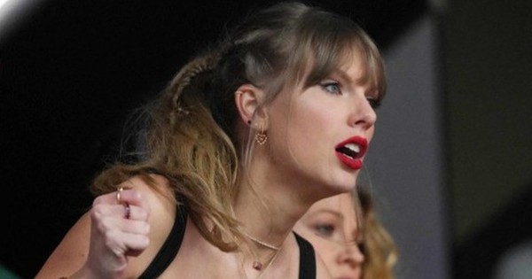 Tại sao Singapore chơi tất tay với Taylor Swift để loại bỏ Thái Lan?