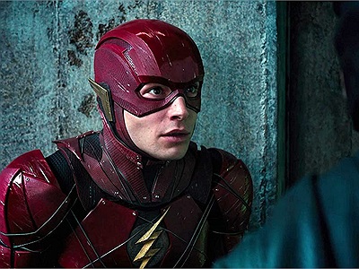 Ezra Miller tự viết kịch bản để níu kéo vai diễn The Flash trong DCEU