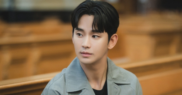 Đến khổ cho Kim Soo Hyun: Mua rèm cửa cũng bị tố "bắt cá 2 tay"!