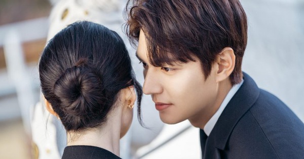 Tập 1 Quân Vương Bất Diệt mở màn bằng chiêu trò Lee Min Ho 