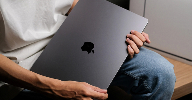 Apple làm khó người dùng MacBook Air 15 inch