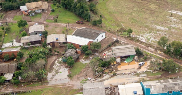 Bão lớn khiến 11 người tử vong, 20 người mất tích ở miền Nam Brazil