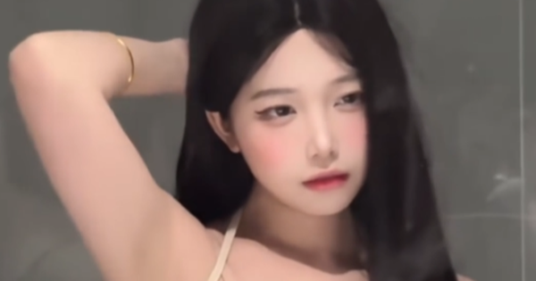 Hot girl 