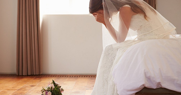 Cô dâu ngất xỉu khi phát hiện chú rể bị hói đầu trong đám cưới