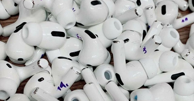 Choáng với lượng AirPods nhái kỷ lục bị thu giữ