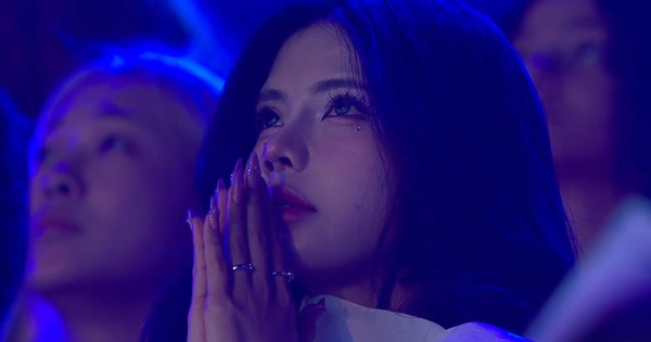 Mai Dora xuất hiện trên sóng Esports World Cup, netizen Hàn trầm trồ nhưng có một nhầm lẫn bất ngờ