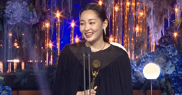 Trực tiếp Lễ trao giải Rồng Xanh 2025: Nữ thần thanh xuân Kim Min Ha thắng giải Tân binh xuất sắc